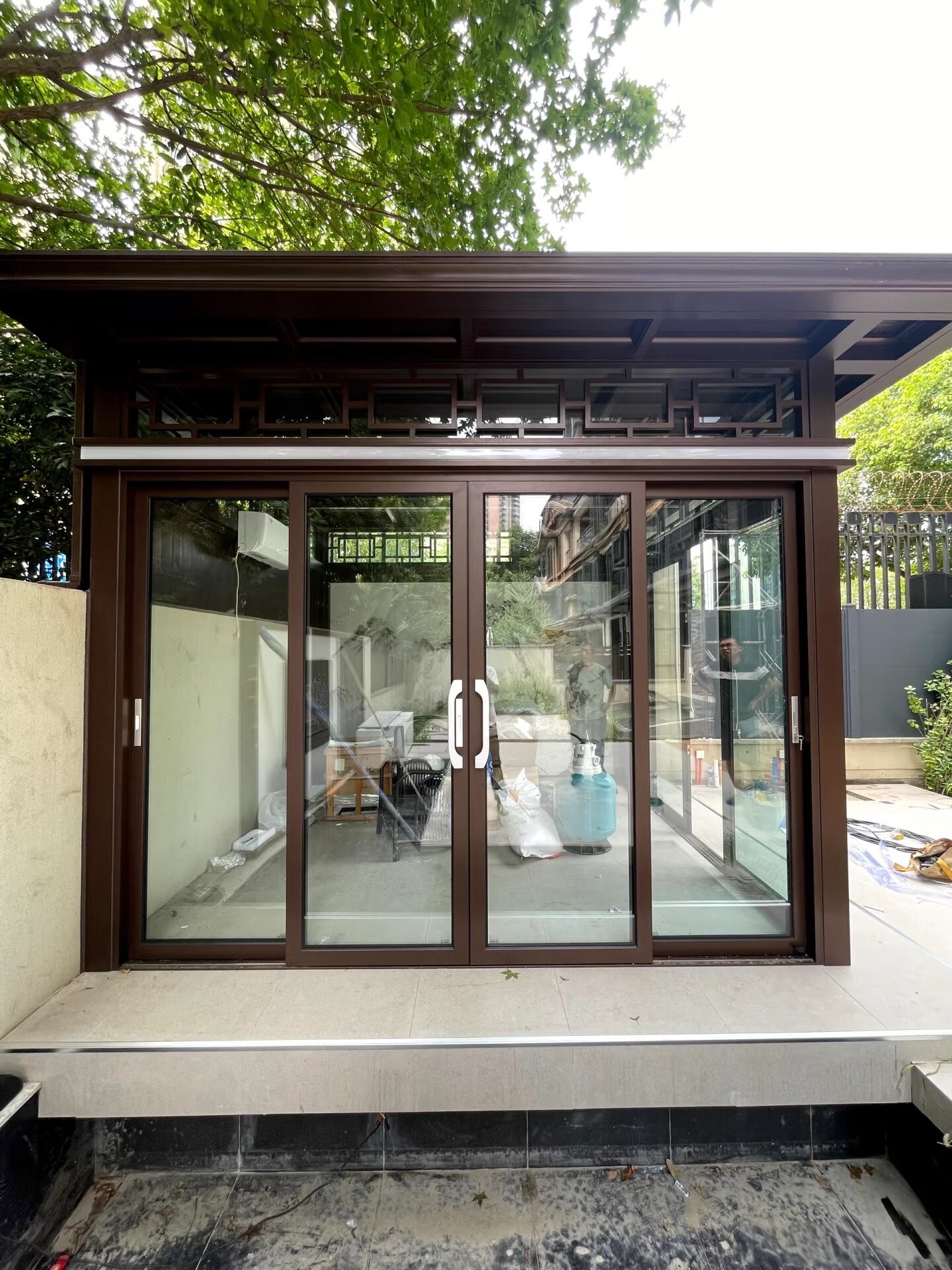  海口别墅新中式凉亭完工：庭院里的江南山水茶室